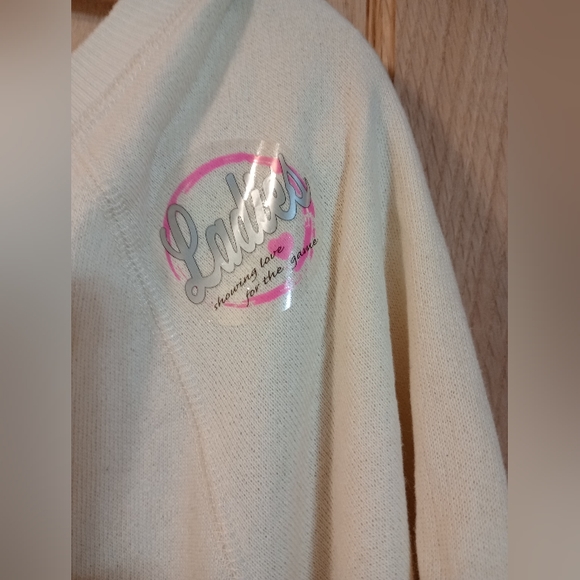 ProEdge University of Wisconsin Badgers Women's Sweatshirt - Picture 4 of 8